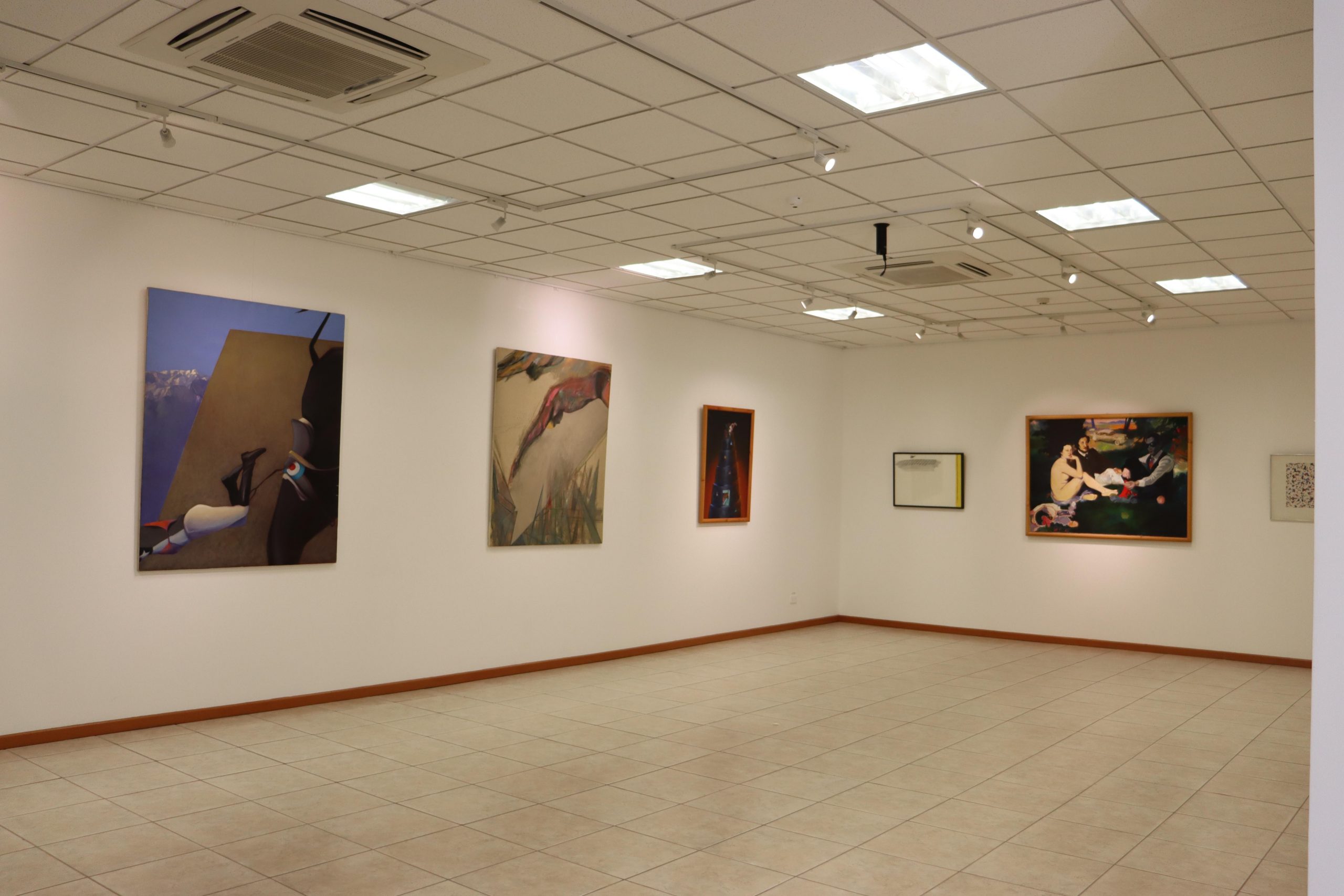 UCN invita a la comunidad a visitar su destacada colección de piezas de arte