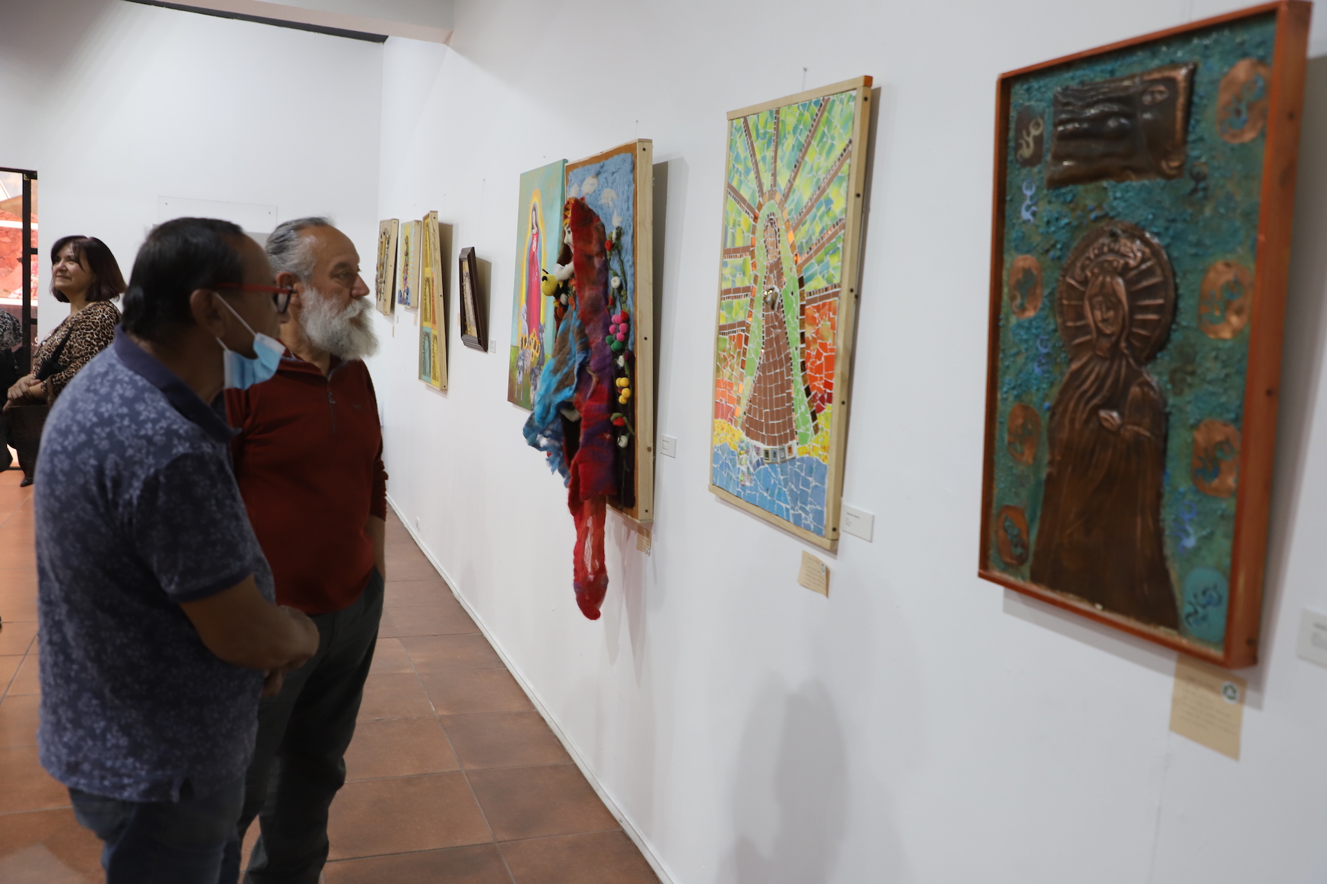 “Vírgenes de la Materia” y “Hagiografía” arriban a la Galería de Arte Pablo Neruda