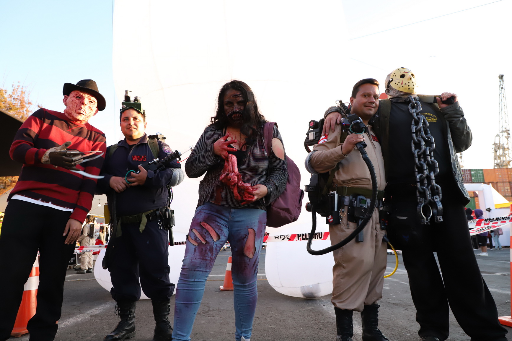 Fiesta de Halloween marcó penúltima jornada de Feria del Libro Infantil y Juvenil