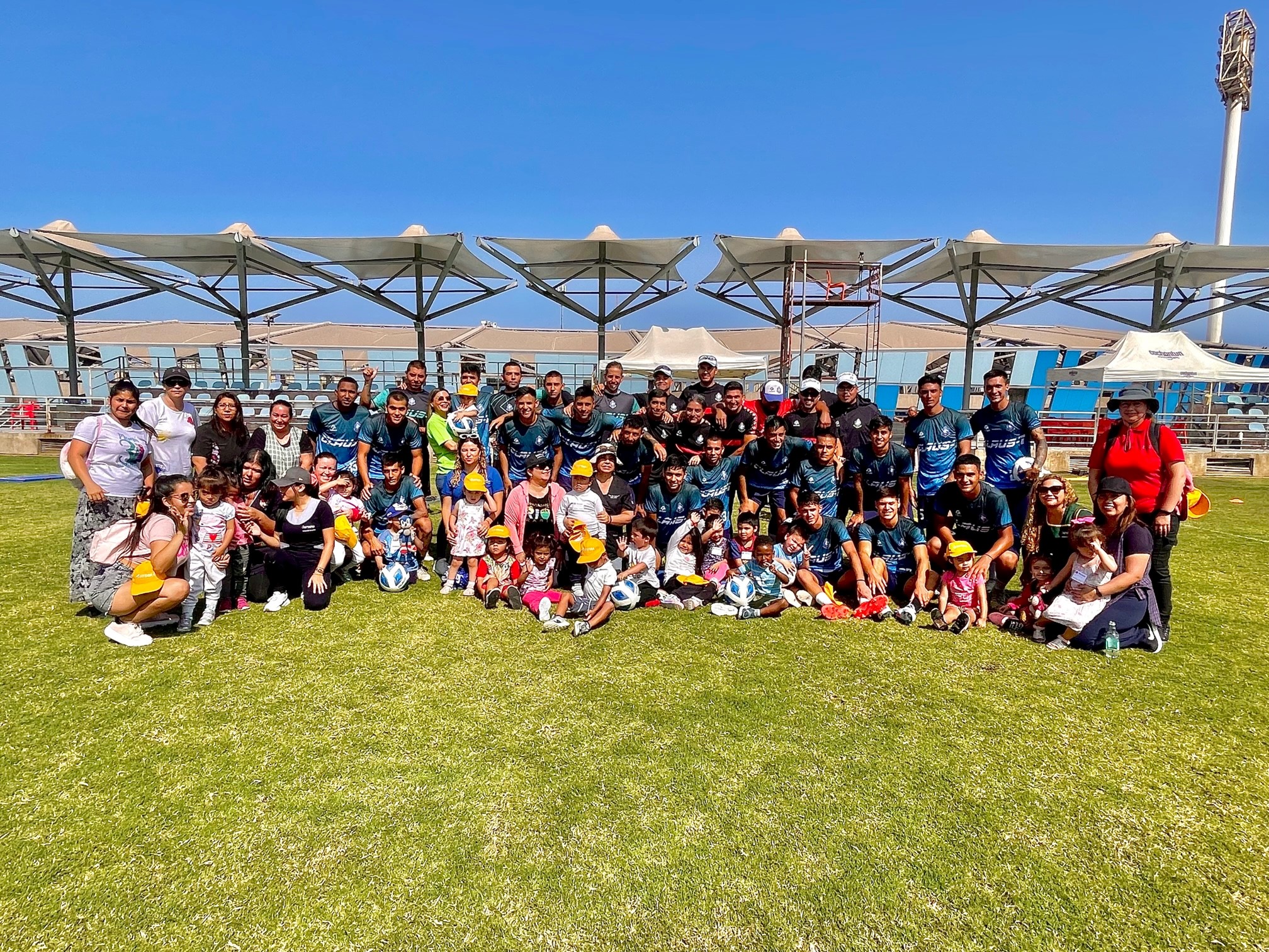 Niños y niñas de Fundación Integra expresaron sus buenos deseos a Club Deportes Antofagasta para la temporada