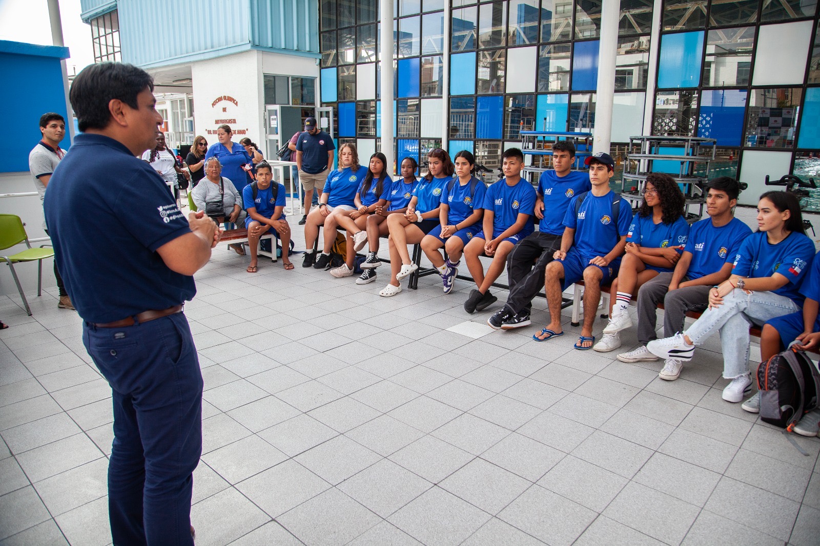 GORE distingue al Club AquaPolo y entrega aporte FNDR a la Asociación Regional de Fútbol Amateur