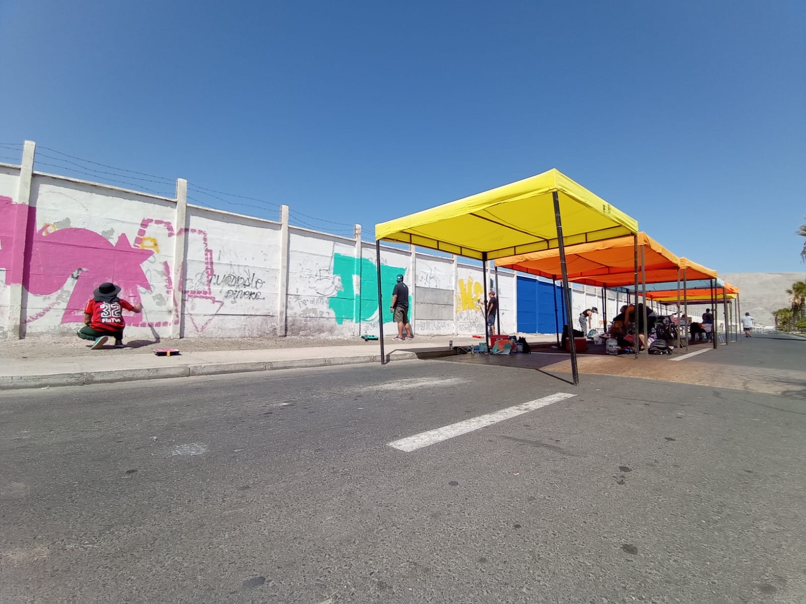 Mejillones se llenó de color y arte con nuevo mural perimetral