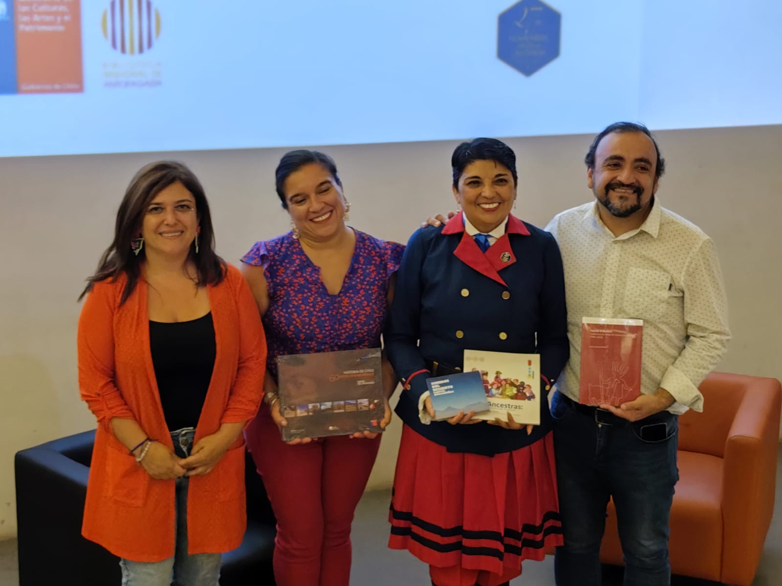 <strong>Servicio Nacional del Patrimonio Cultural y Seremi de la Mujer y EG realizan homenaje a Ana Olivares, gestora de la ley 21466</strong>