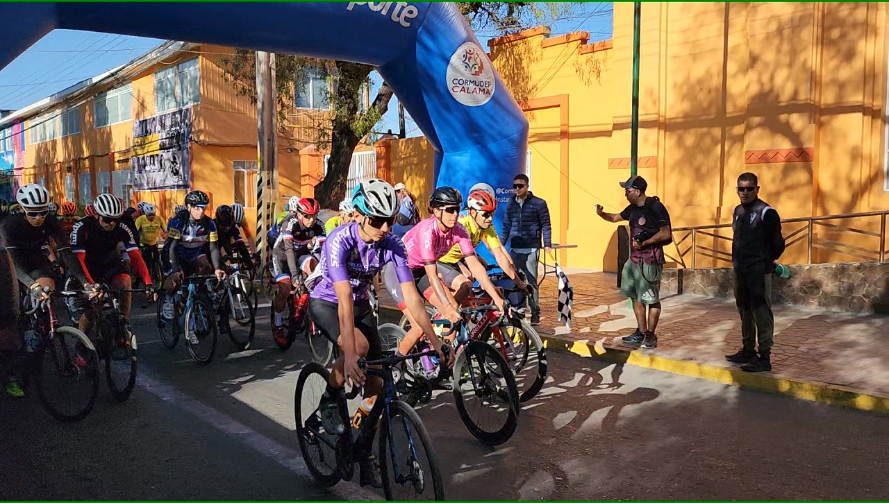 Víctor Olivares ganó la primera etapa de la Vuelta Ciclista Internacional Aniversario de Calama