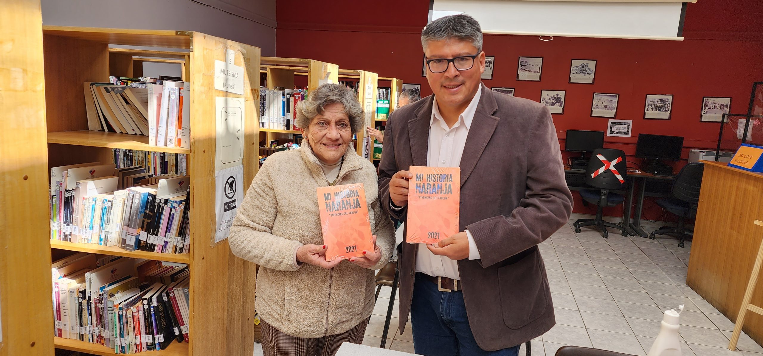 <strong>Bibliotecas Públicas de Calama y San Pedro de Atacama reciben libro “Mi Historia Naranja” 2021</strong>