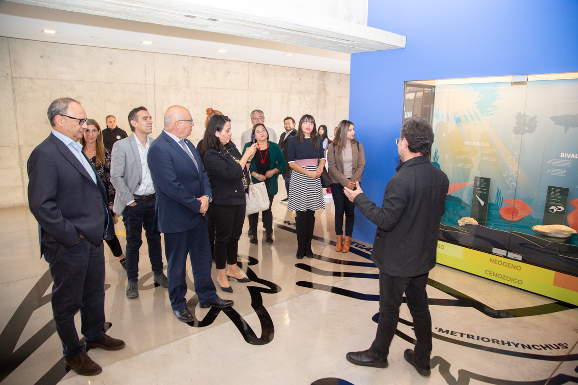 <strong>Exposiciones sobre geopatrimonio y fauna marina milenaria inauguró Museo Ruinas de Huanchaca</strong>