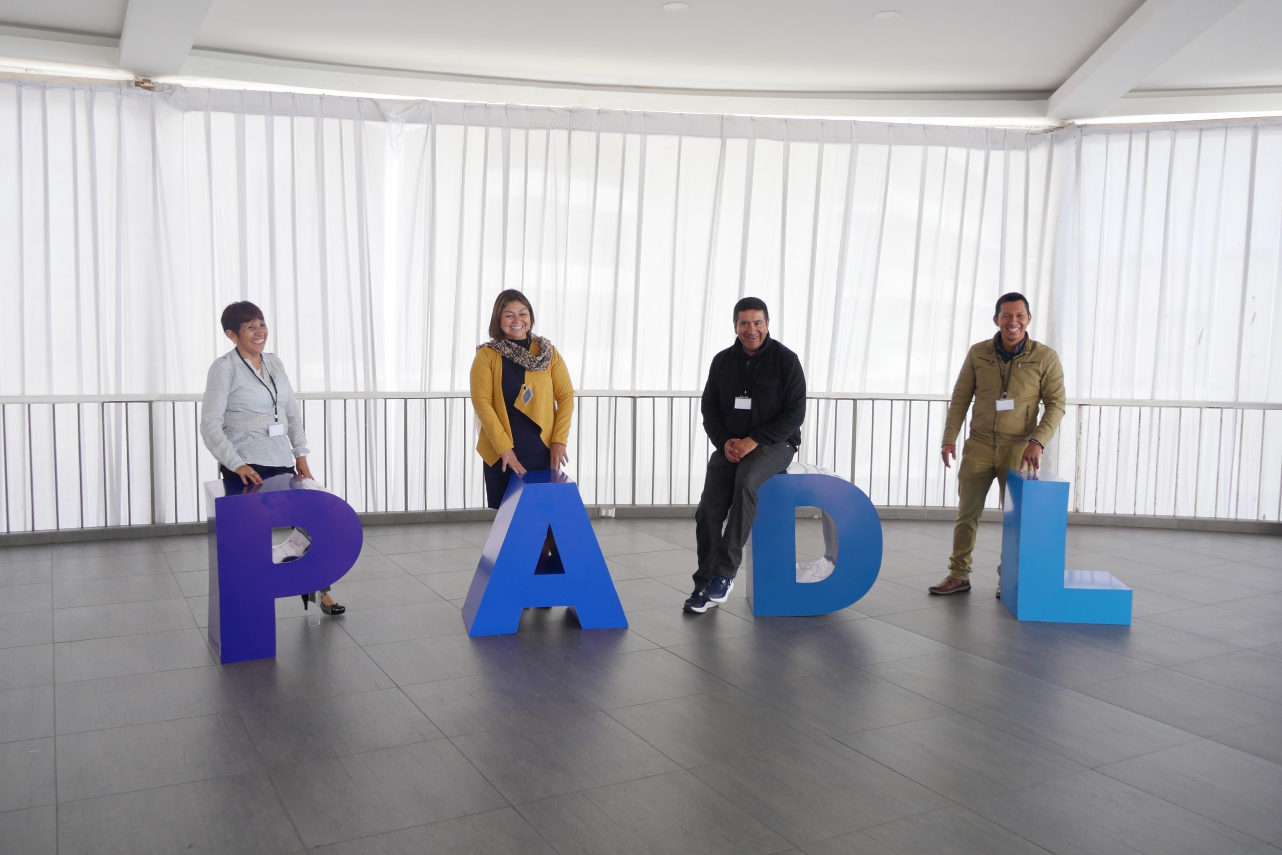 <strong>Emprendedores de Sierra Gorda y Baquedano presentaron sus proyectos a expertos de la minería para ampliar sus negocios</strong>