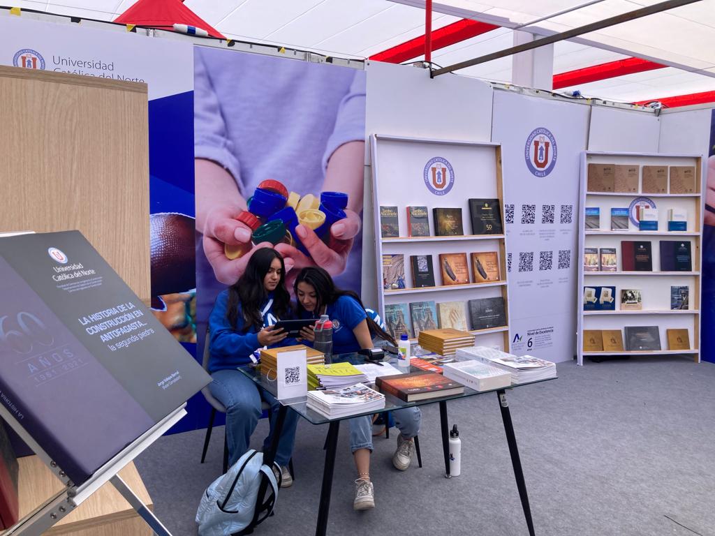 <strong>Libros, música y sorpresas presentará la UCN en Filzic</strong>