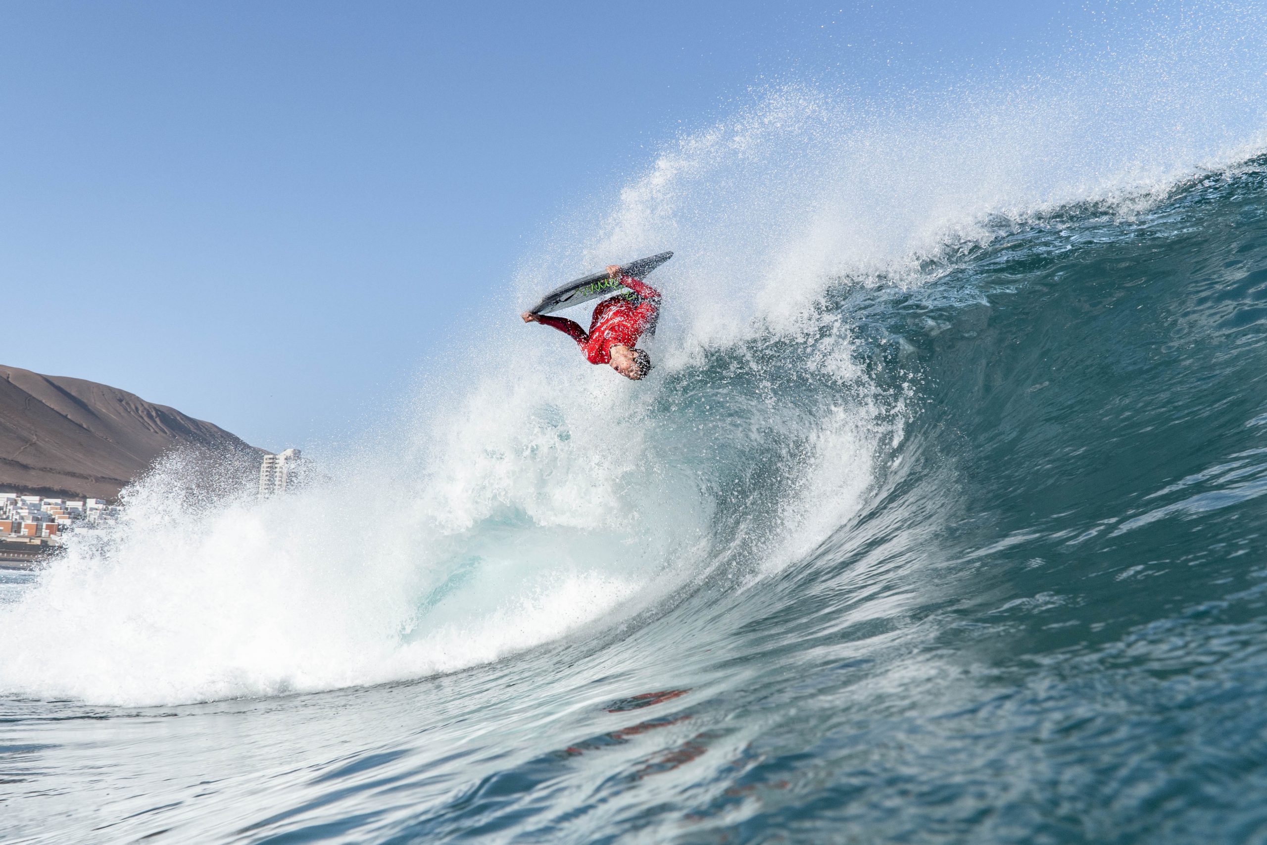 <strong>Antofagastinos siguen avanzando etapas en el mundial de bodyboard</strong>