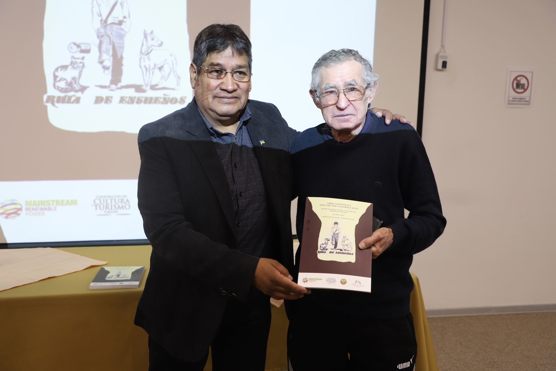 Corporación Cultural lanza libro póstumo del destacado periodista Héctor Pumarino Soto