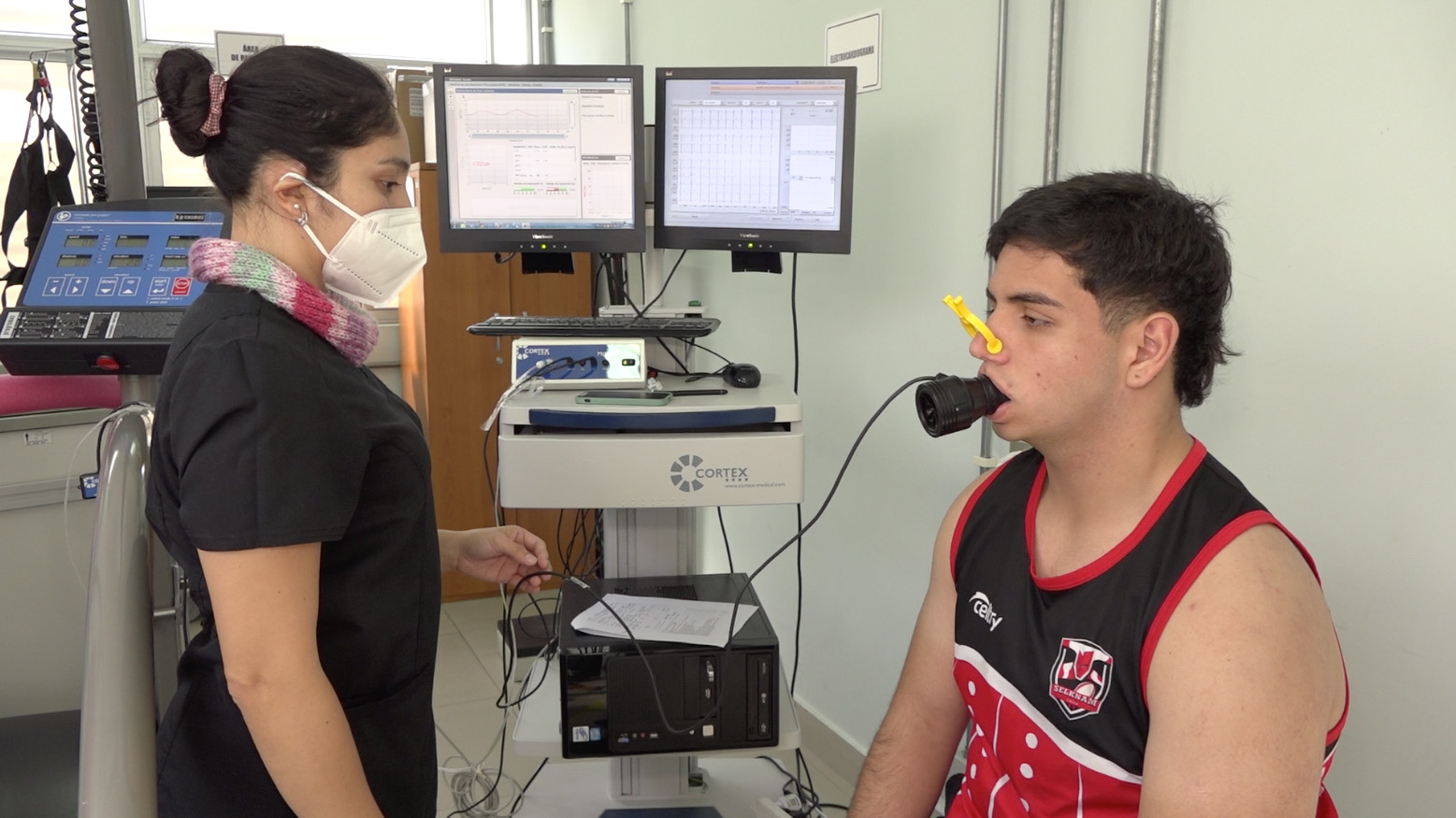 <strong>En el Hospital Clínico de la Universidad de Antofagasta evalúan a futuros integrantes de Selección Nacional de Rugby</strong>