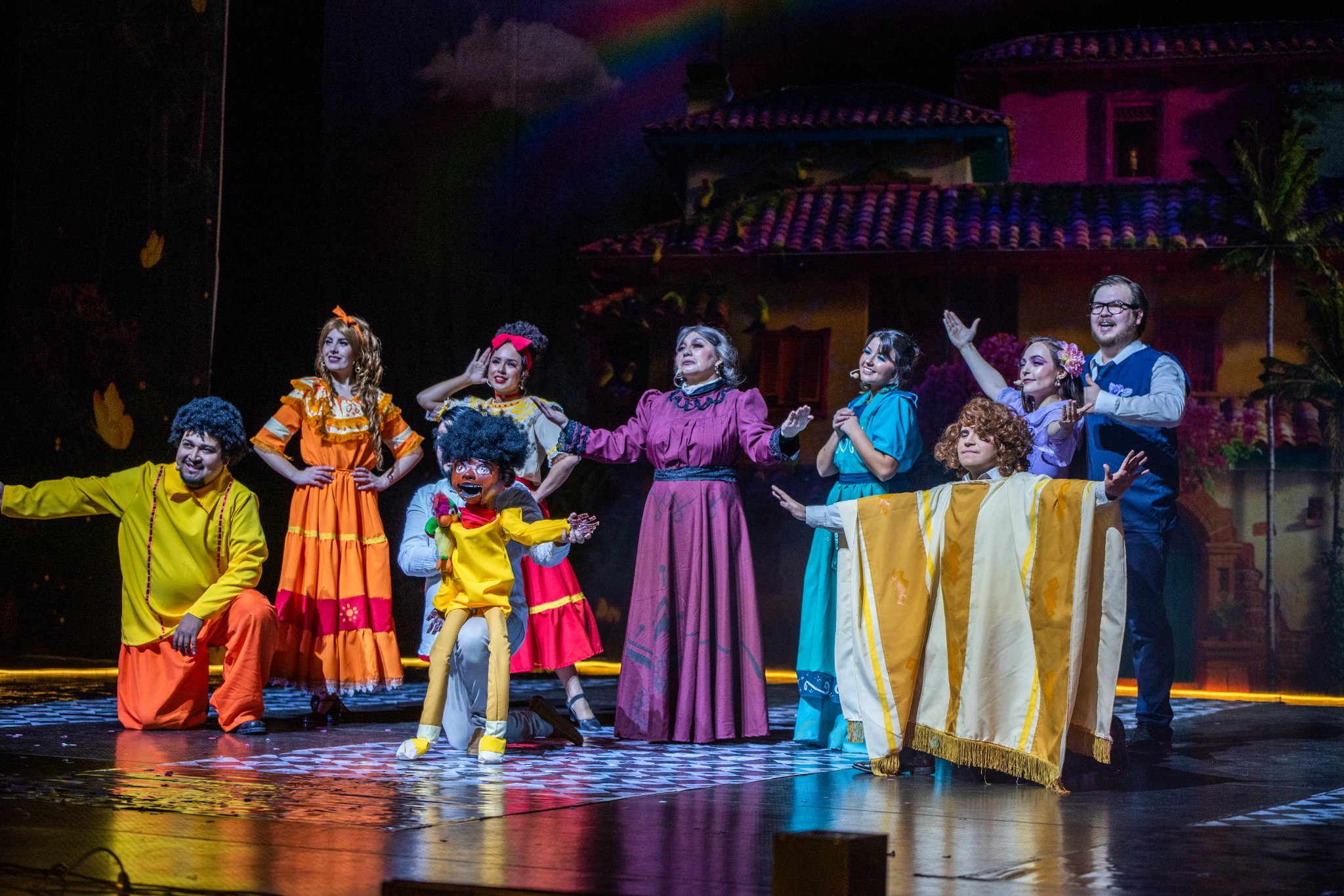 <strong>Con Musical “Los Madrigal” continúan la celebración del Mes de la Familia</strong>
