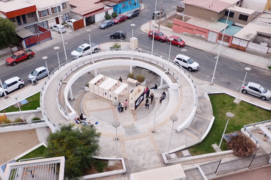 Espacios públicos se transforman en galerías con proyecto “Fototeca Itinerante Antofagasta”
