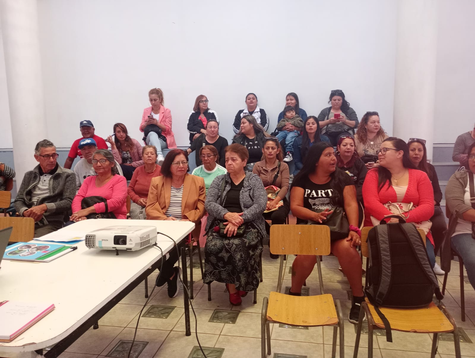 <strong>60 mujeres de Tocopilla y María Elena comienzan sus talleres de emprendimiento</strong>