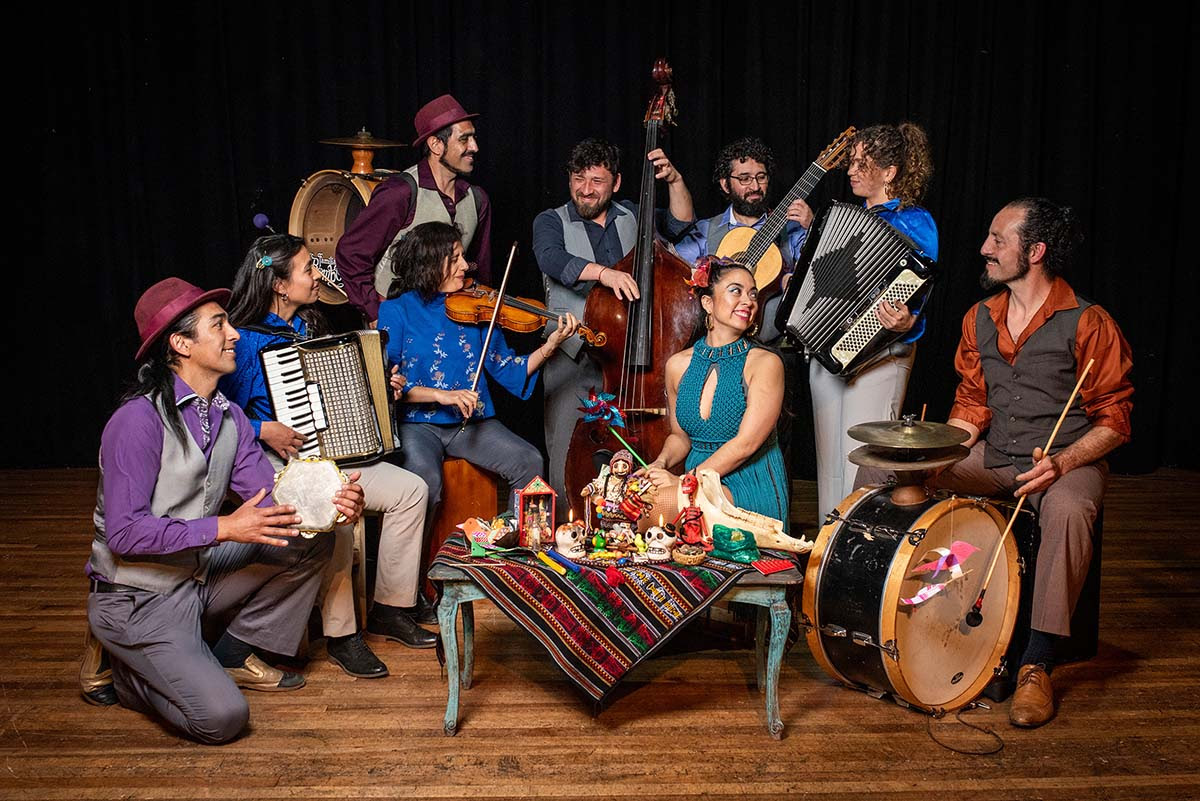 Familia Bombo Trío estrena en concierto nuevo disco inspirado en el Barrio Yungay