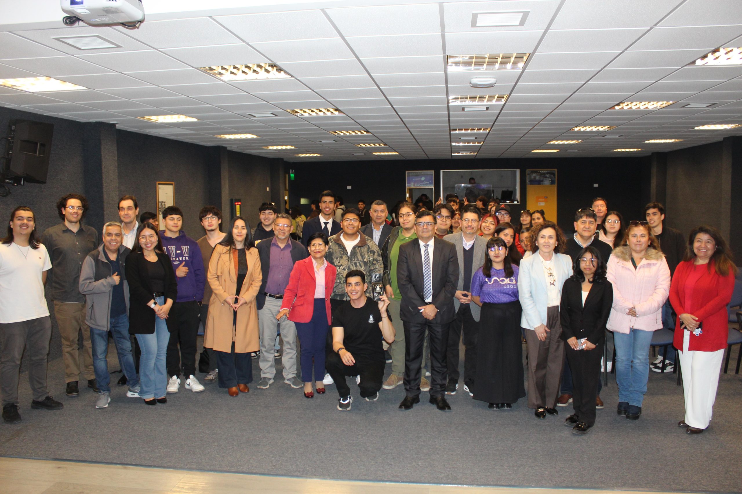 Emprendimiento universitario: Proyecto GUESSS Chile 2025 inició levantamiento de datos