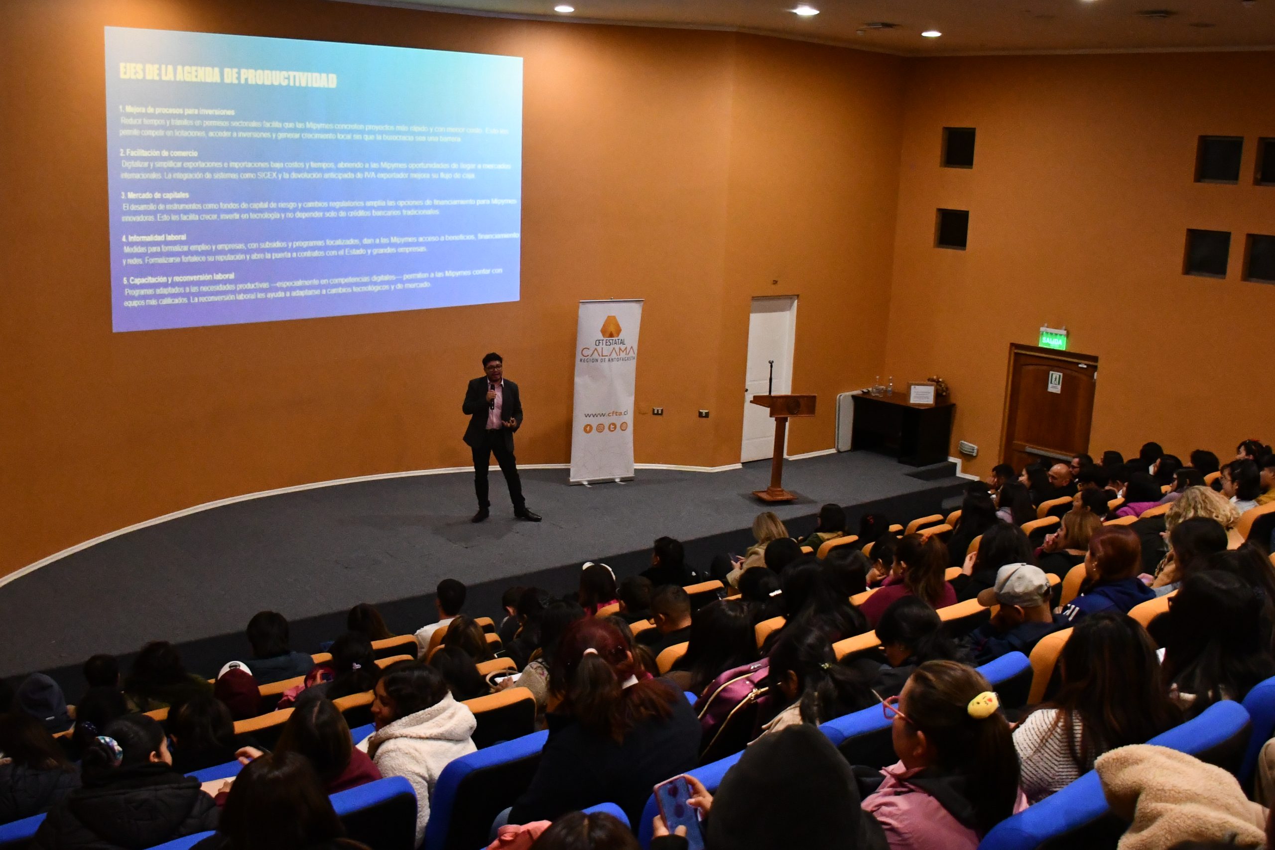 CFT conmemoró el Día de la Educación Técnico Profesional con Charla Magistral “Emprende TP”