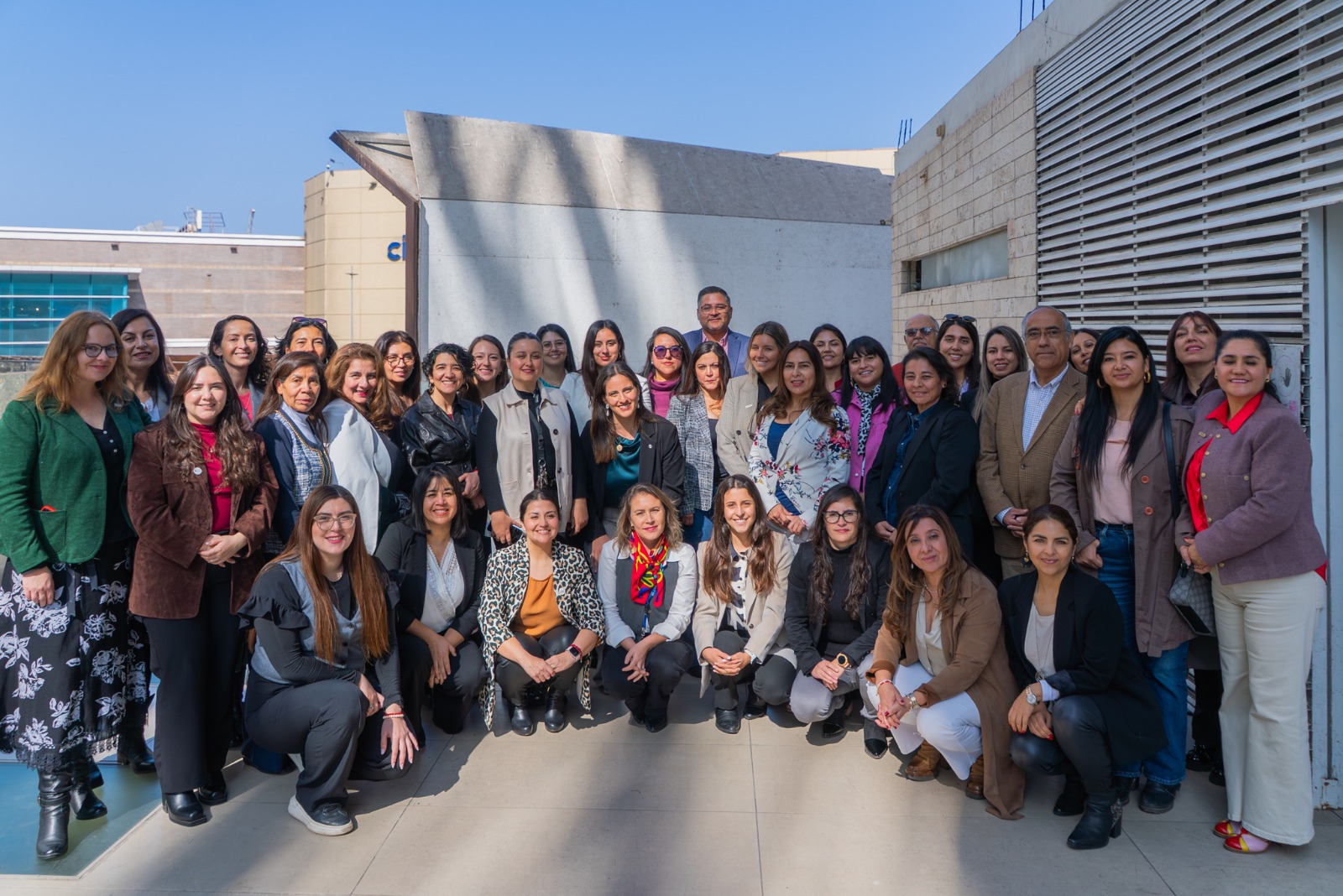Mesa Mujer en Logística y Transporte avanza a paso firme
