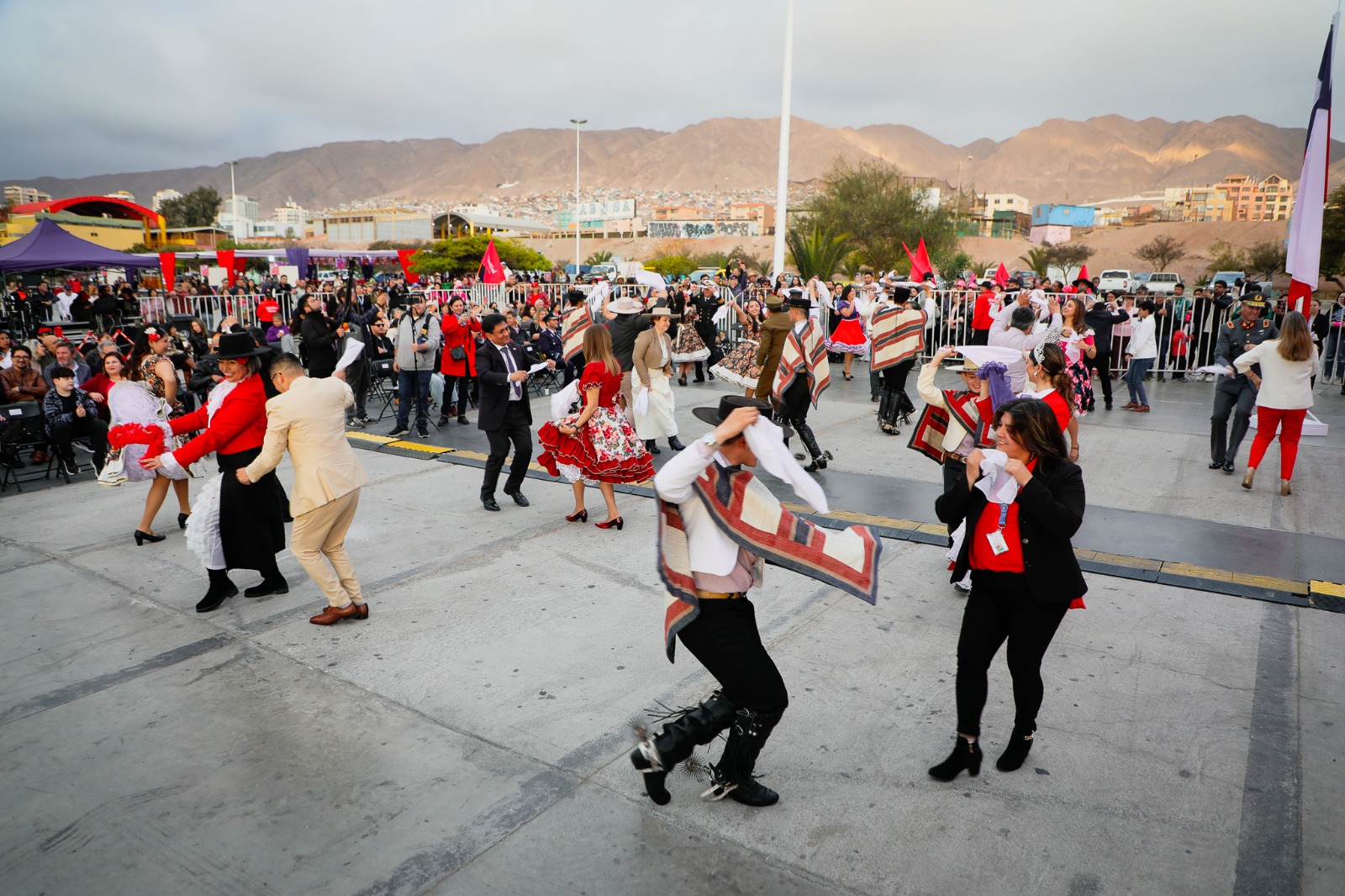 Con una gran fiesta familiar inauguran ramada municipal