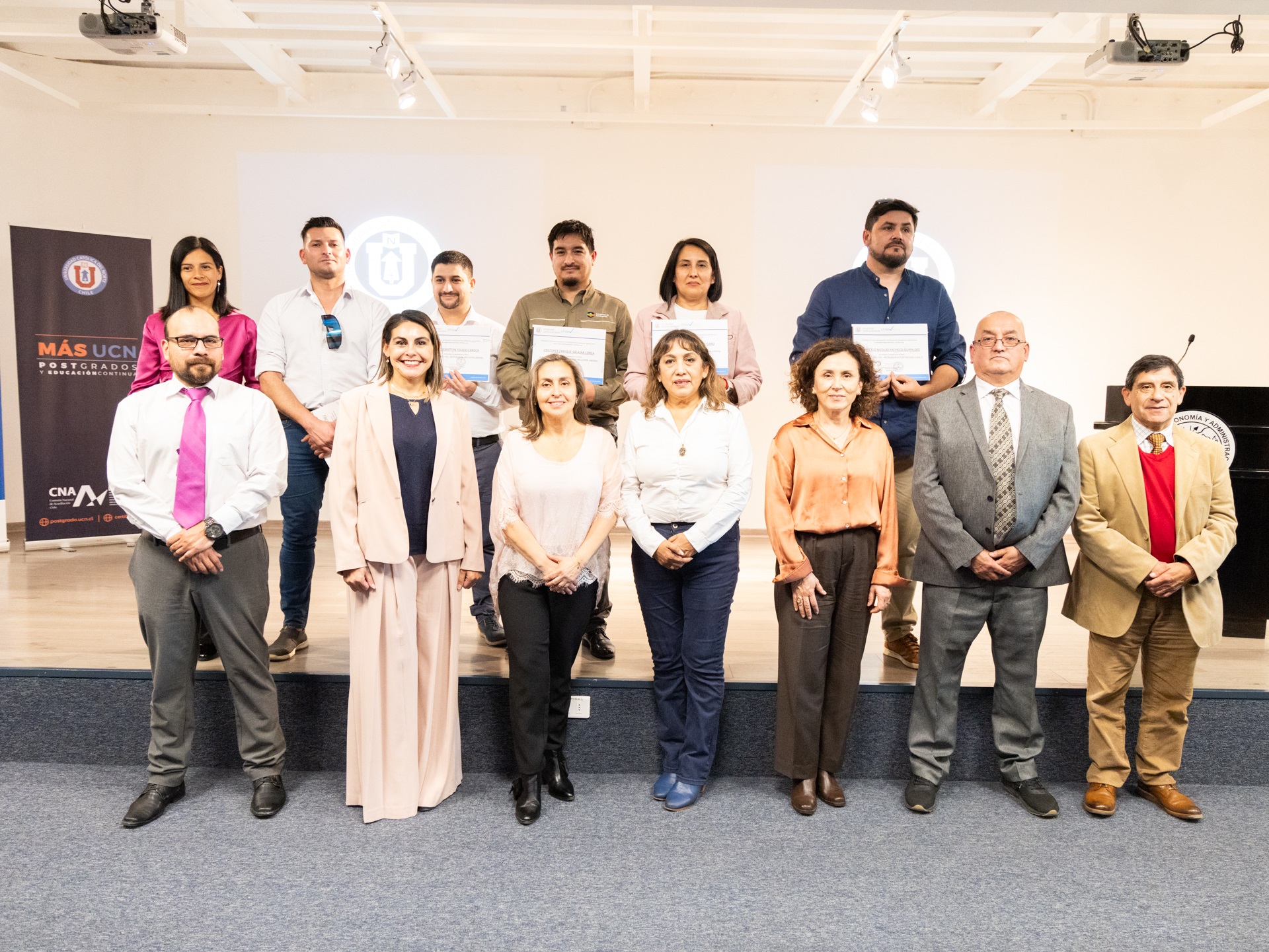 Entregan certificaciones en competencias laborales
