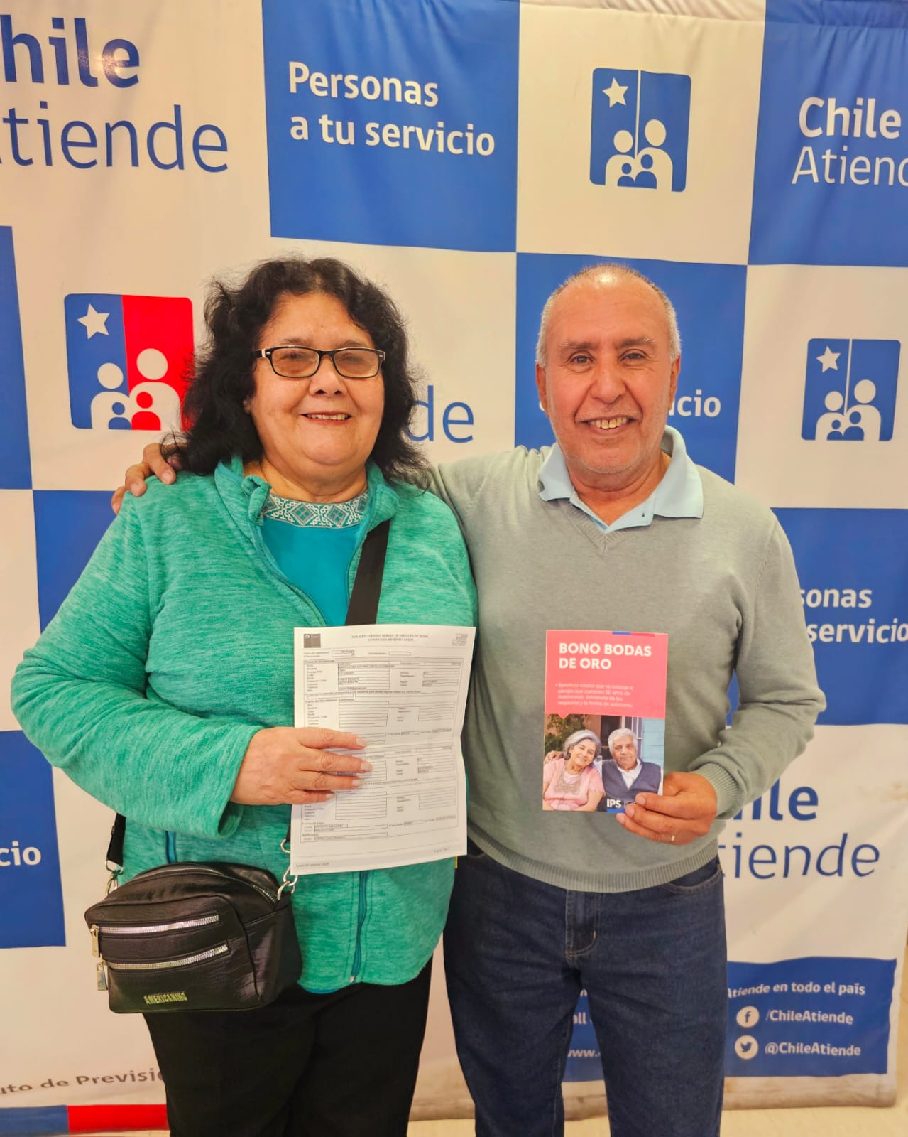 IPS llama a solicitar el Bono Bodas de Oro por videoatención