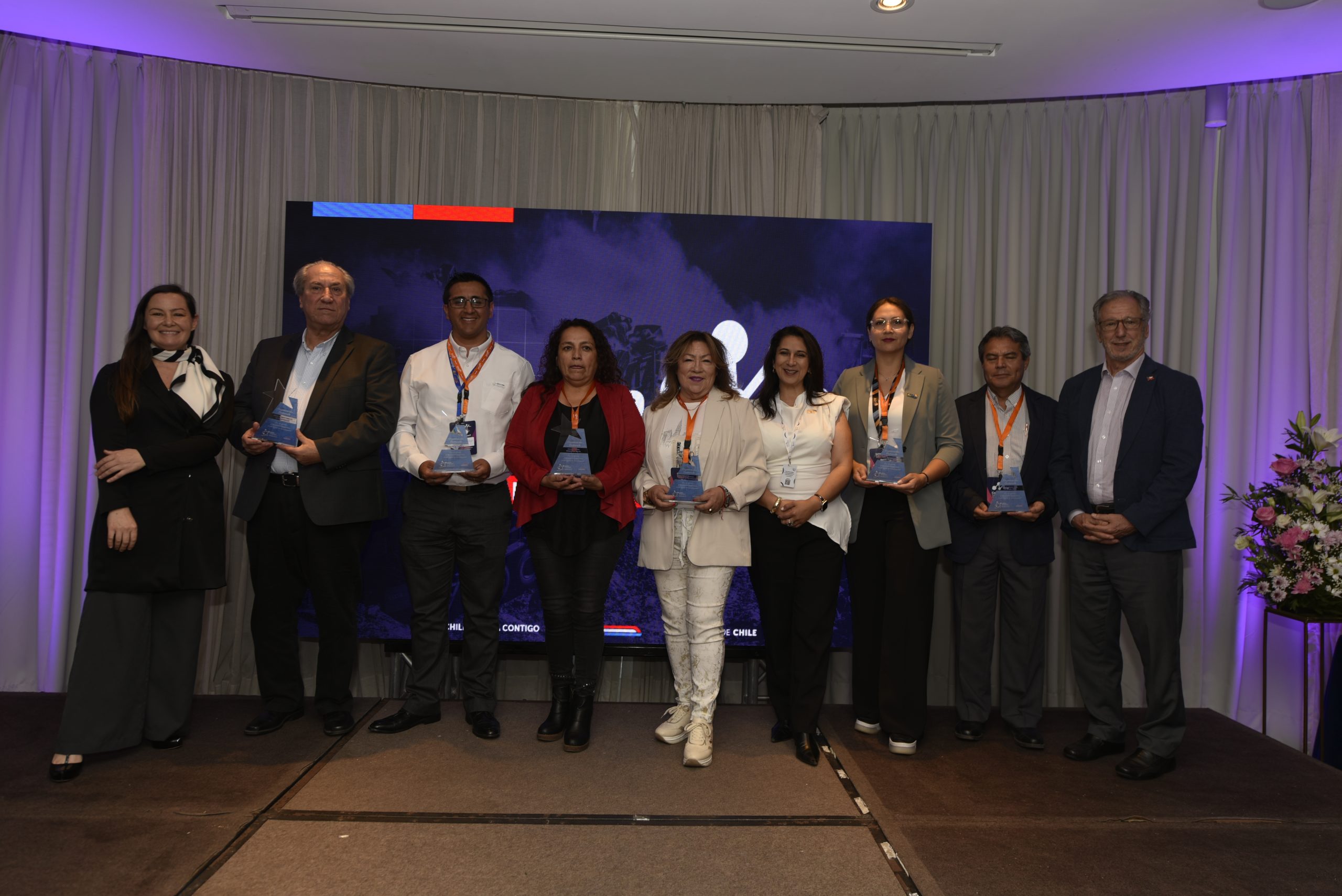 AIA y Sercotec firman convenio para impulsar la industria minera, energética y portuaria