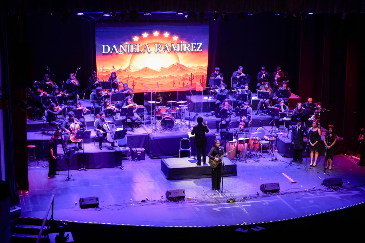 UA presentó la segunda versión de la obra musical entre la Orquesta Alquimia Sonora y nueve bandas