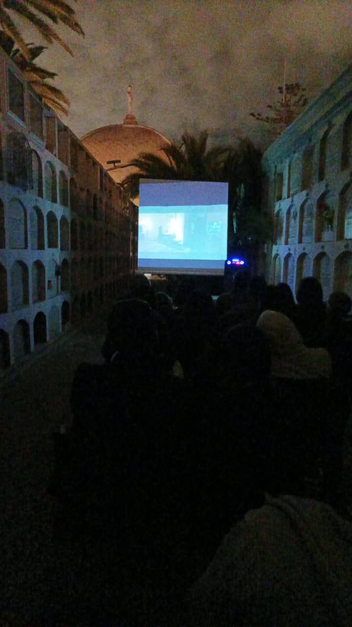 Antofagasta vivió una inédita jornada cultural con “Cine en el Cementerio”