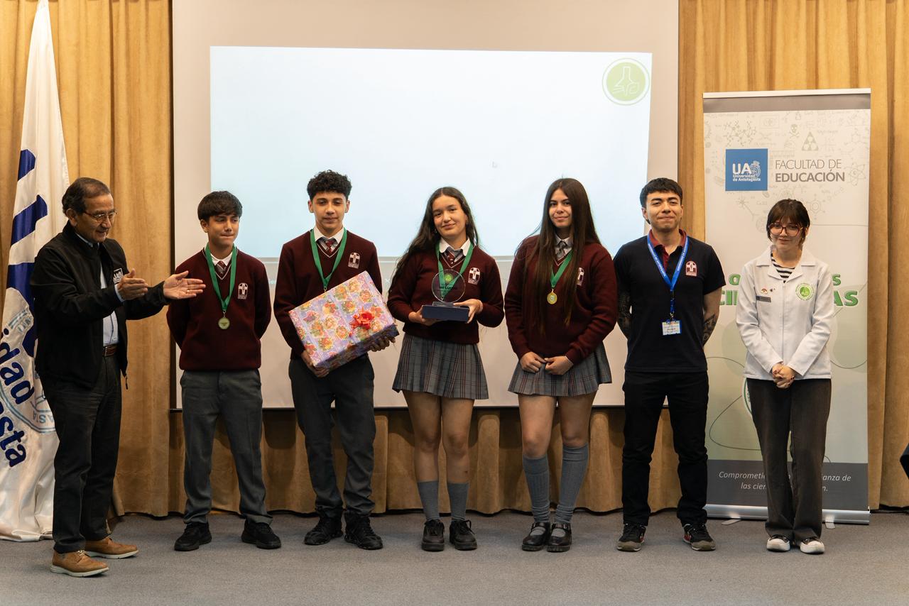 Colegio Universitario Antonio Rendic es el ganador de la V versión de las Olimpiadas Científicas