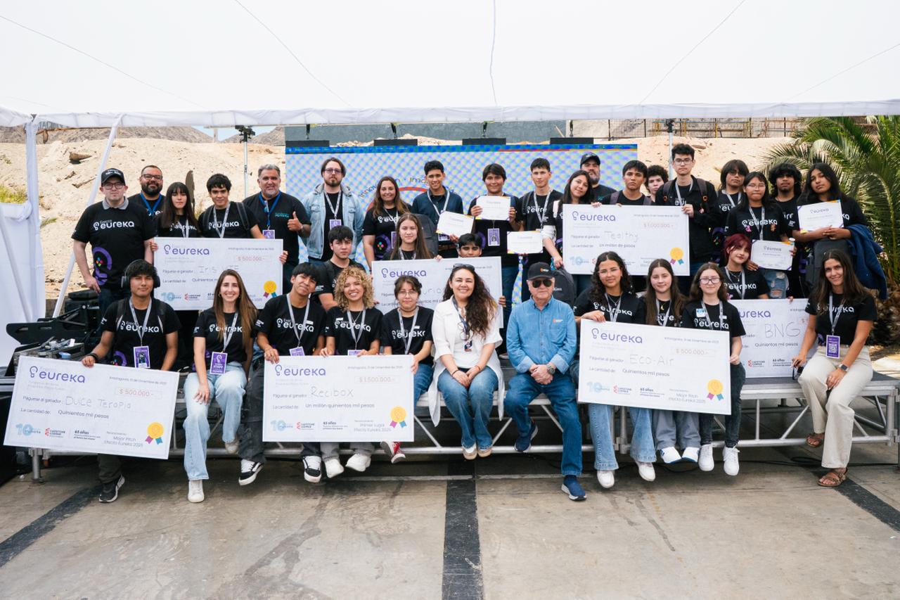 Jóvenes mostraron prototipos e innovación escolar en Feria Idea +T