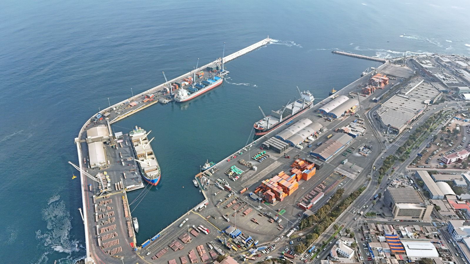 Puerto Antofagasta abre seis licitaciones para proyectos estratégicos y servicios asociados