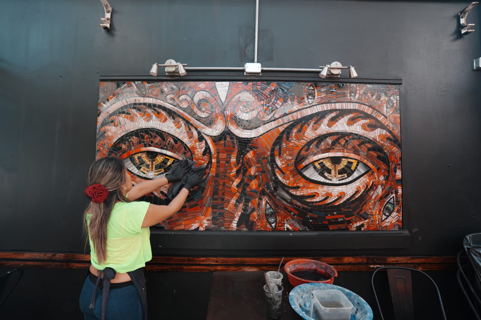 Antofagasta conmemora el Día Mundial del Arte con inauguración de obras en mosaico