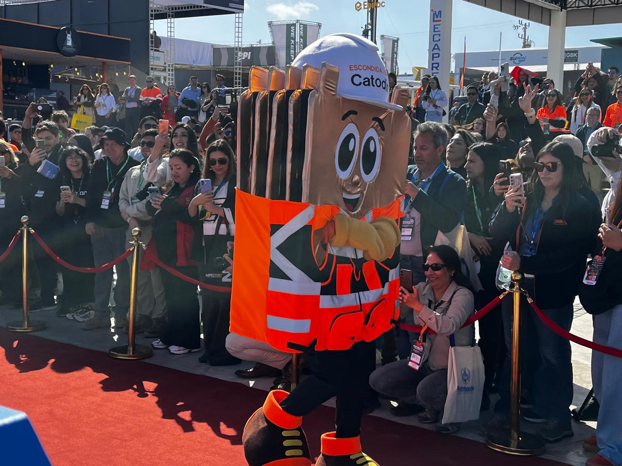 Catodín organizó la fiesta de corpóreos en Exponor 2026