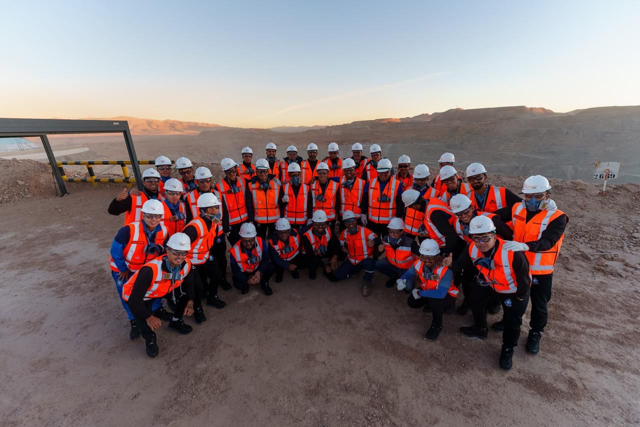 Histórica visita: plantel profesional de Club Deportes Antofagasta visitó Escondida | BHP en su 60° aniversario