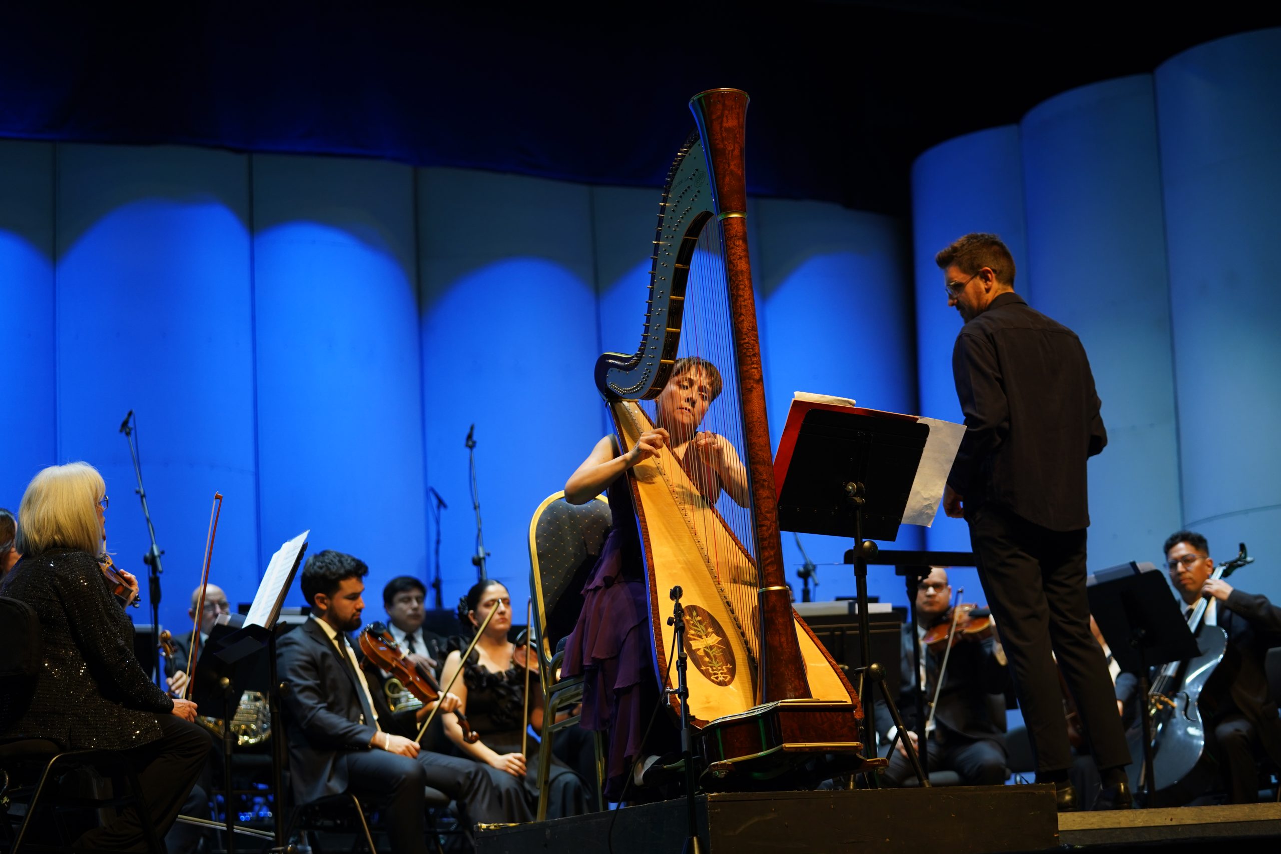 Orquesta Sinfónica presentó dos estrenos