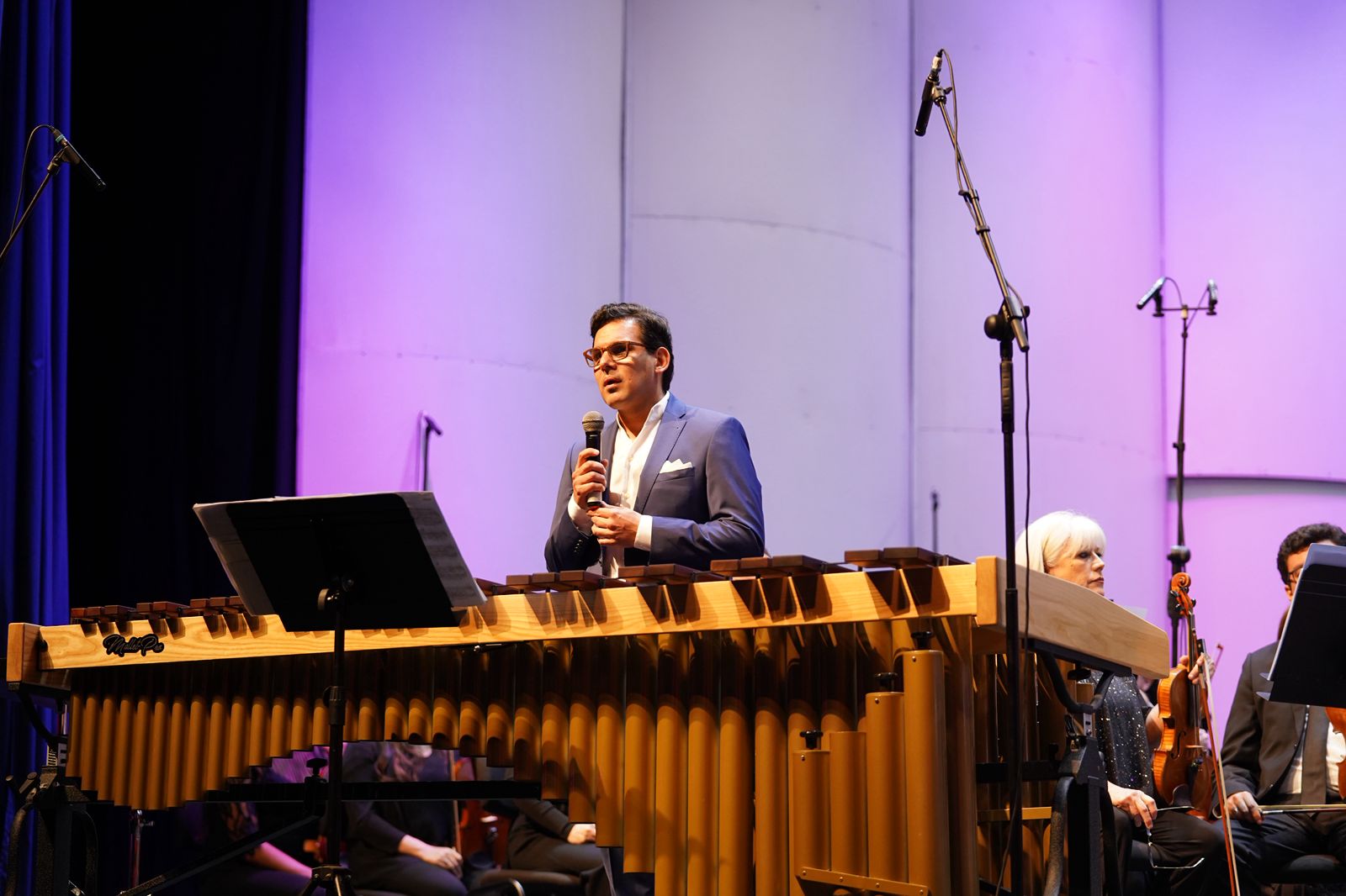 Brillante homenaje a los sonidos latinoamericanos realizó la Orquesta Sinfónica