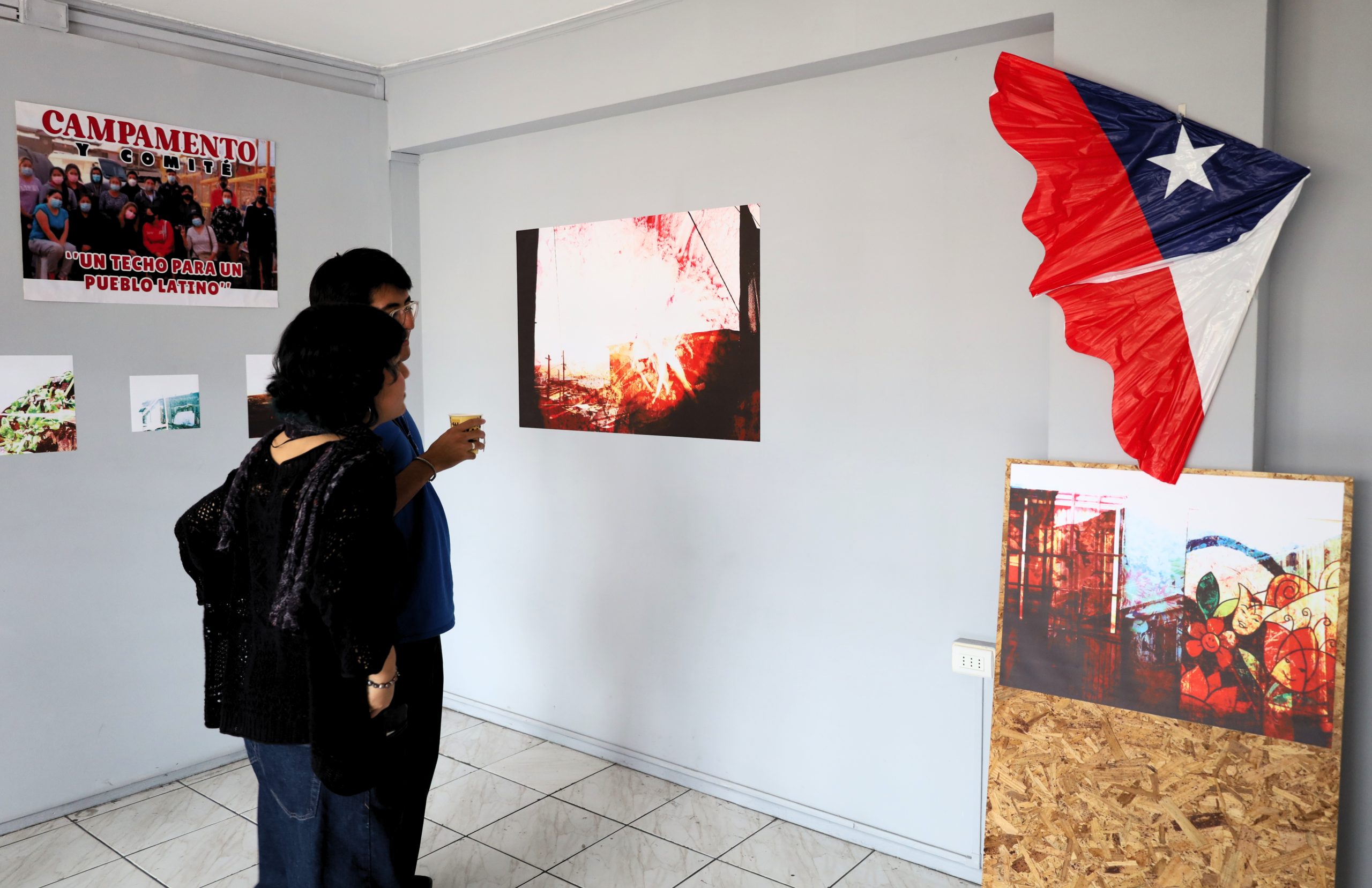 Tierra Infértil: exposición retrata la vida cotidiana y el arraigo en los campamentos