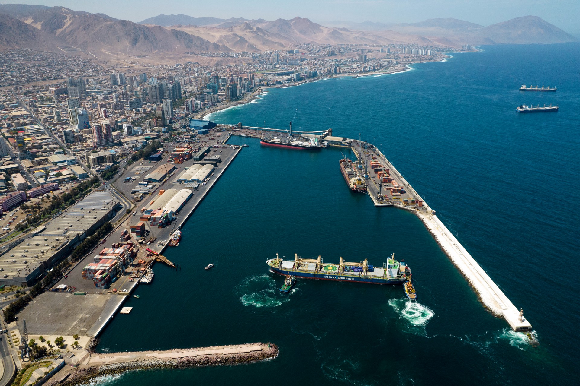ATI reduce los cierres de puerto ante oleajes y robustece la continuidad operativa del comercio exterior