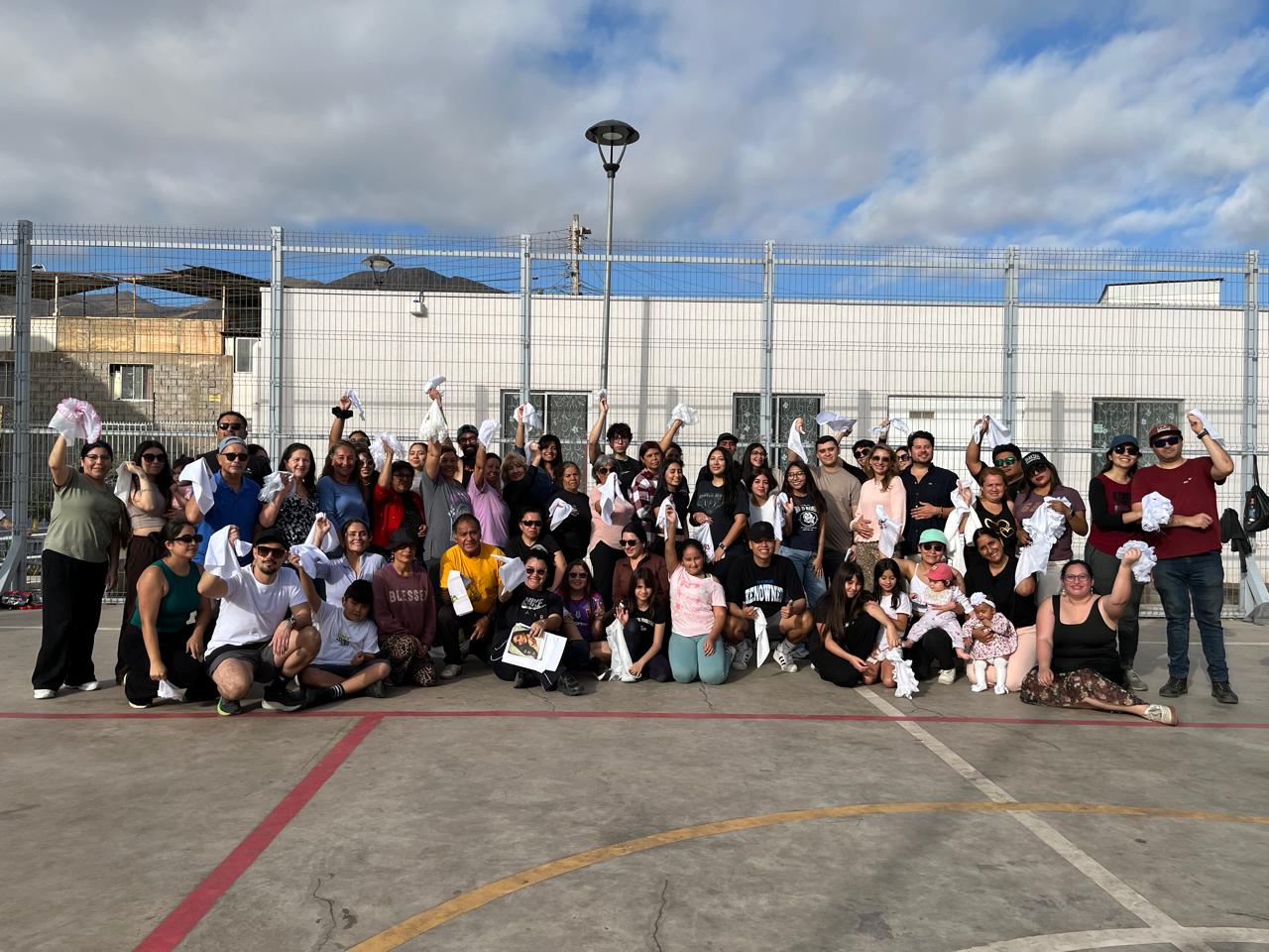 Más de cien vecinos participaron de los cursos masivos de cueca gratuitos
